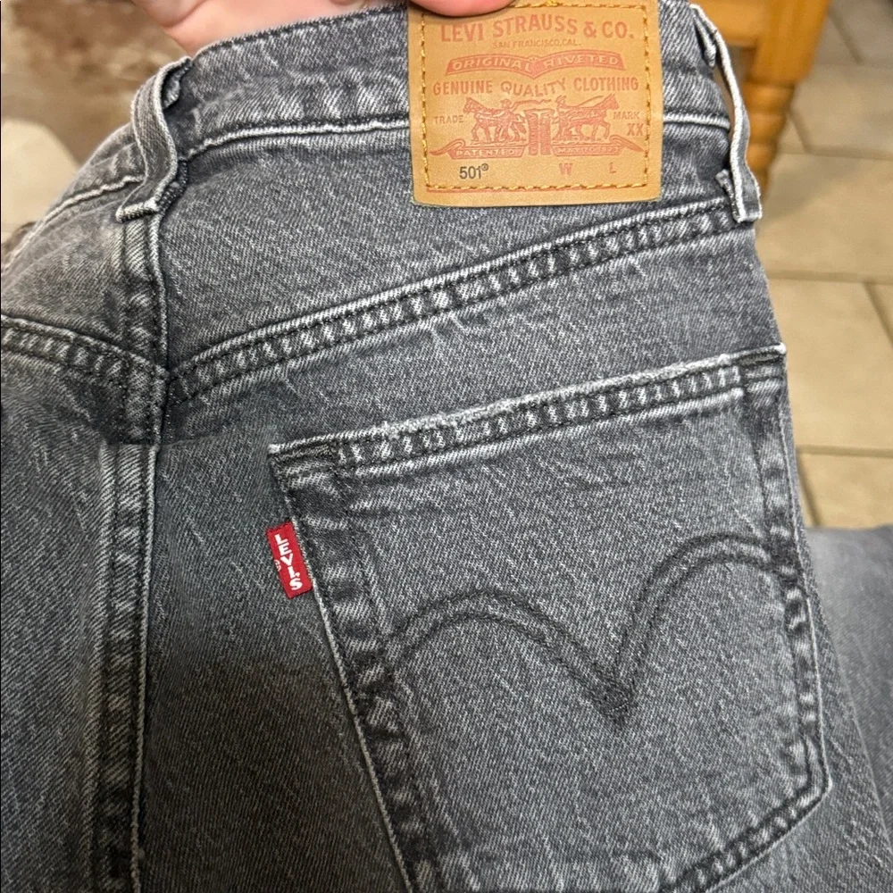 Levi’s 501® ORIGINAL FIT WOMEN'S JEANS - Pretty Pleasing - Picture 5 of 7